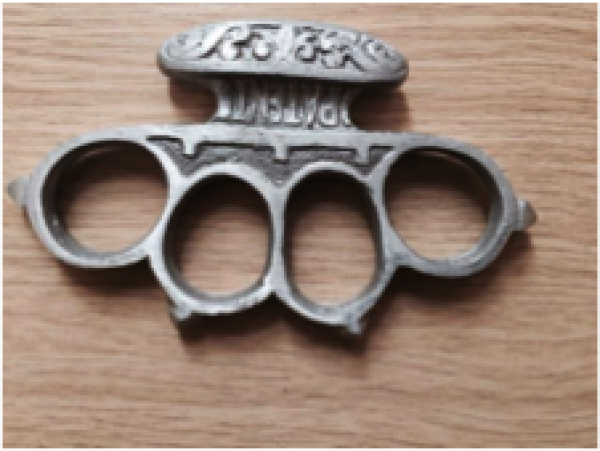 KNUCKLE DUSTER